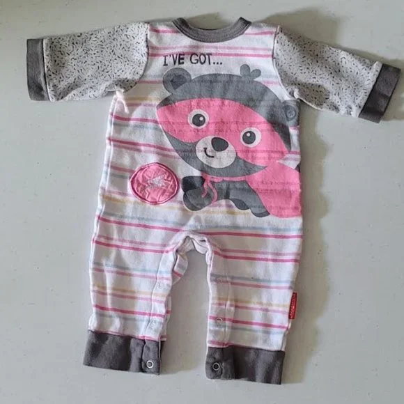 Bundle of girls clothes 3mo - description of each item below - Picture 7 of 8